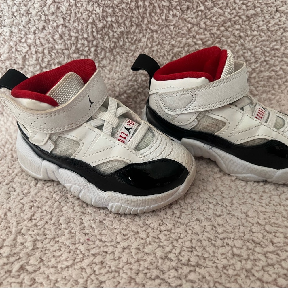 Jordan Kids White and Black Sneakers with Red Accents